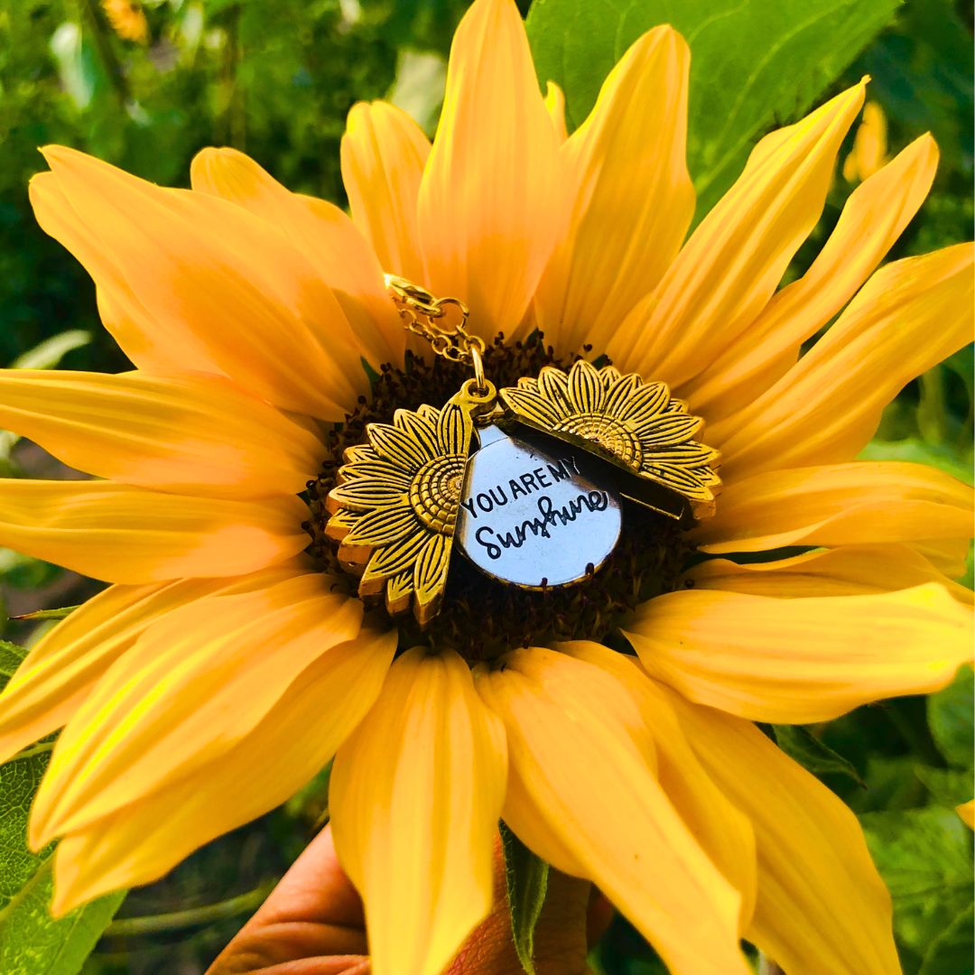 Collar girasol ¨TÚ ERES MI SOL¨🌻
